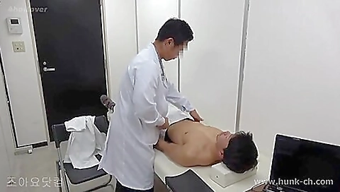 Japanese amateur video featuring a hot girl in a bikini