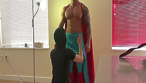 Big dick of the stud looks really sexy when it's all in uniform